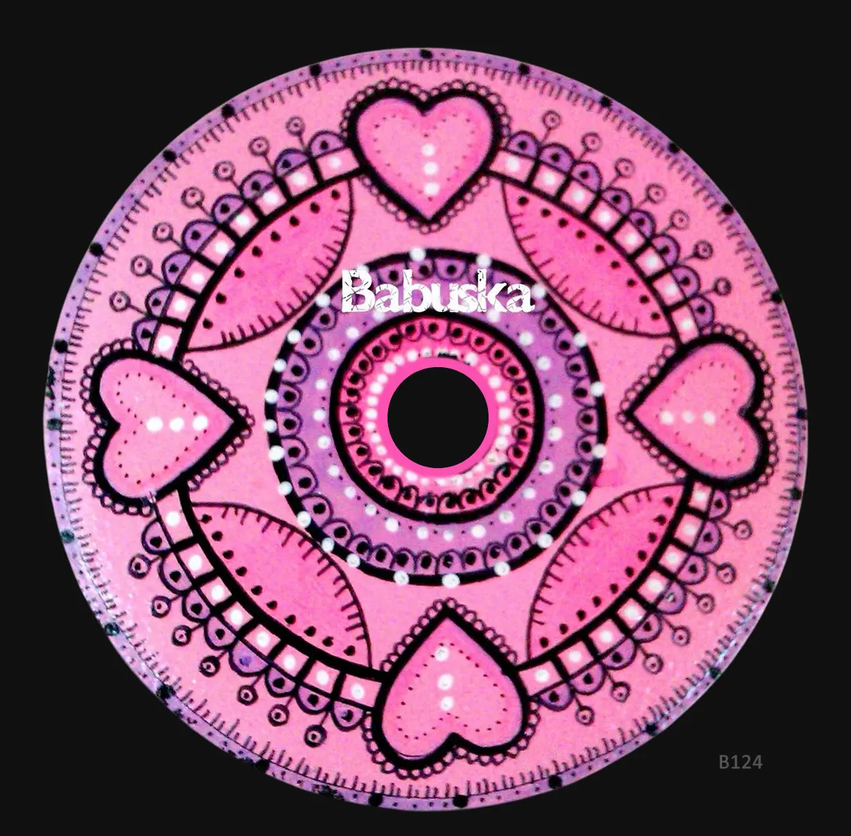 Corazones rosas Mandala Babuska B124