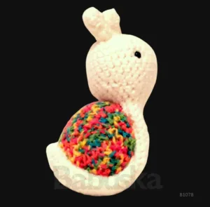 Amigurumis: Caracol «Caracol» es el nombre de este oso amigurumi (B1078). Modelos? un montón, tejer diversos animales nos ha llevado a conocer un público diferentes, sin edades.