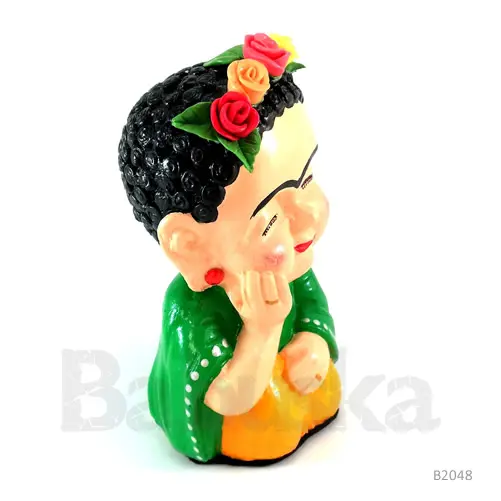 Buda Frida con flores Babuska B2048